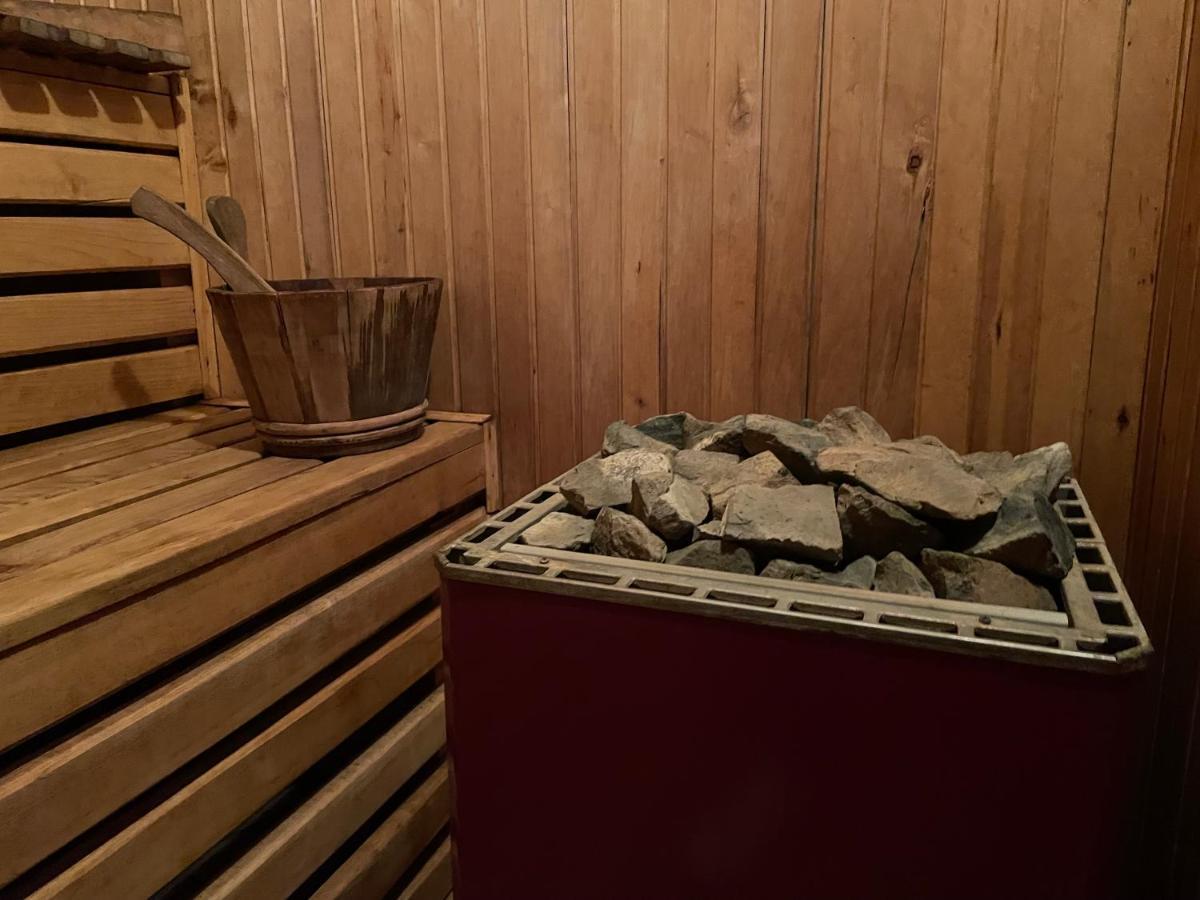 Hotel Sveciu Namai Prie Sirvintu Akmeniai Exterior foto